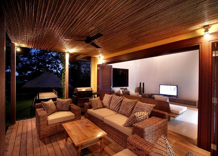 Istana Semer: Balinese With Pool & Cook Near Canggu Kerobokan (Bali)