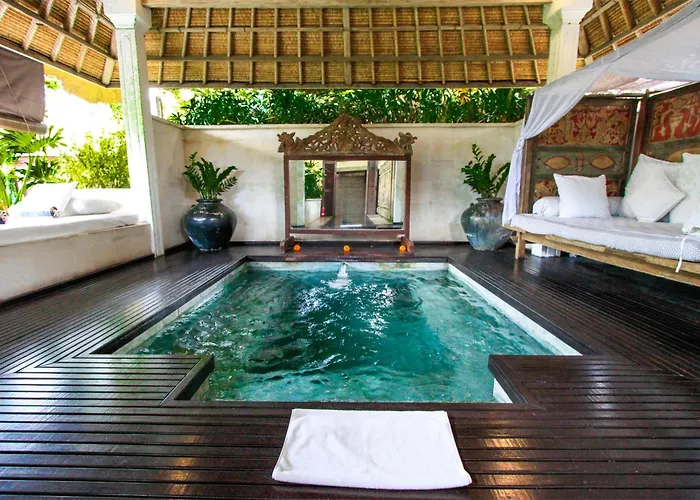 Istana Semer - Balinese Style Private Event Villa, With Large Pool, Gardens And Cook - Near To Canggu & Seminyak ヴィラ