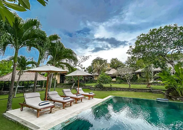 ヴィラ Istana Semer - Balinese Style Private Event Villa, With Large Pool, Gardens And Cook - Near To Canggu & Seminyak *