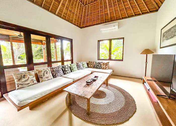 Istana Semer: Balinese With Pool & Cook Near Canggu Kerobokan (Bali)